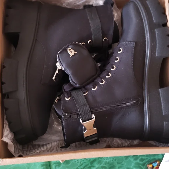 Steve madden booties - Picture 2 of 5